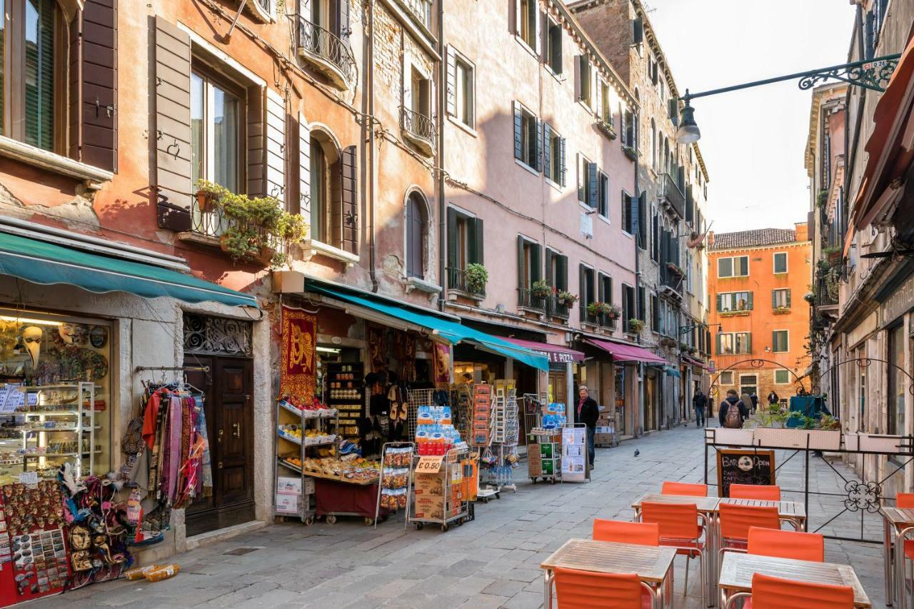 Venice Heaven Apartments Biennale, The Elegant Residence ภายนอก รูปภาพ